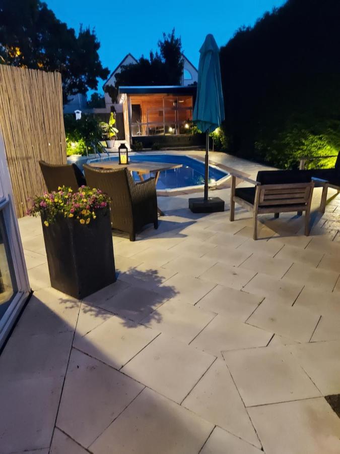 East Meets West Bed And Breakfast Veenendaal Ngoại thất bức ảnh